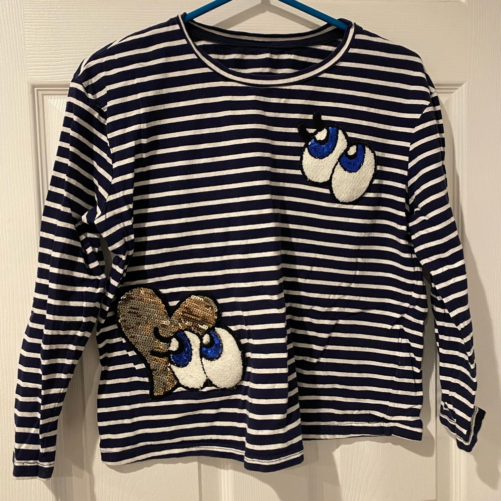 cute stripped top with shiny eyes
